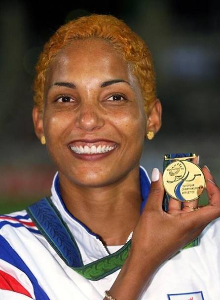 Nei 100, il record  della francese Christine Arron: il 10”73 venne stabilito nel 1998 a Budapest , dove la velocista vinse anche l’oro anche della 4x100